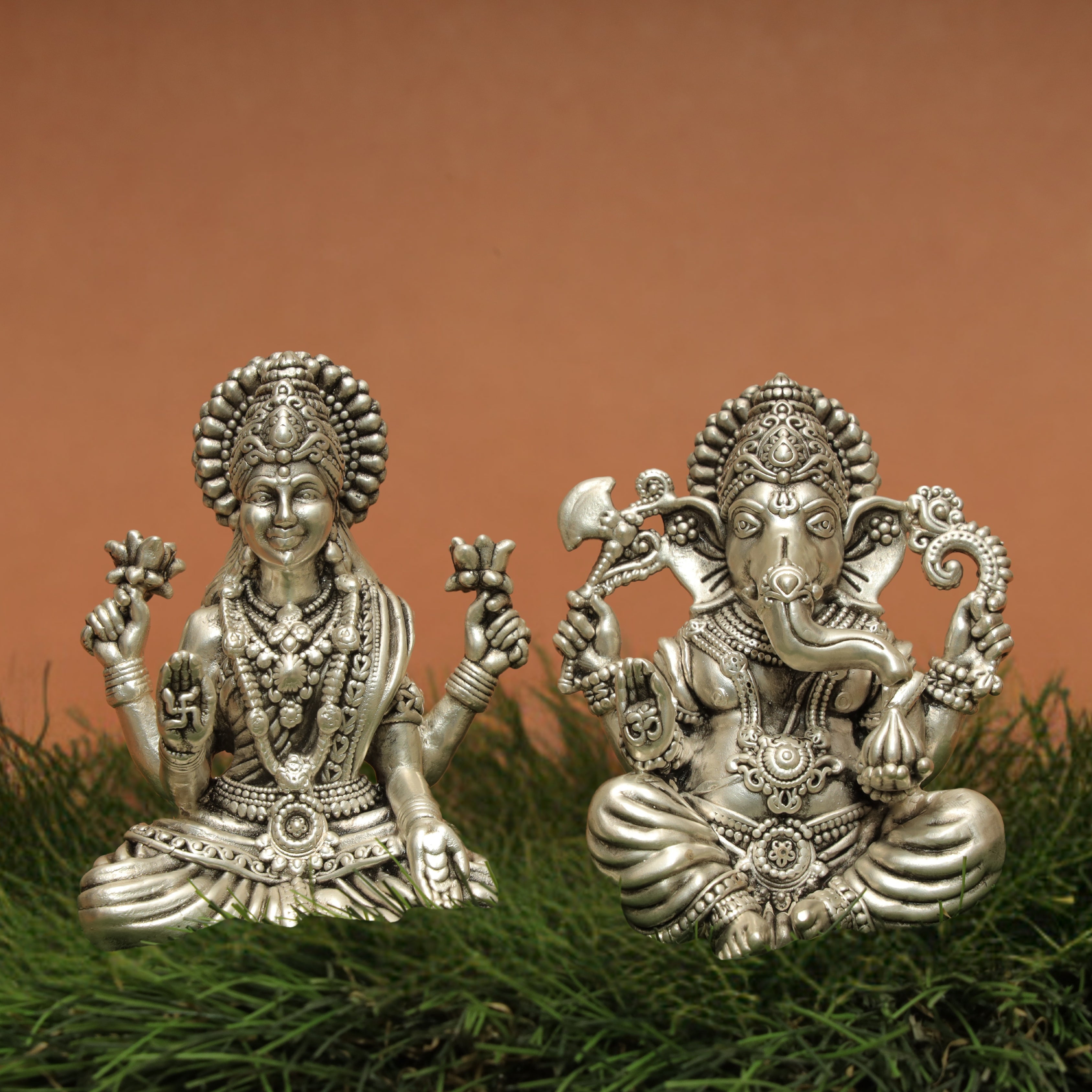 Ganesh & Lakshmi Idols (4 Inches)