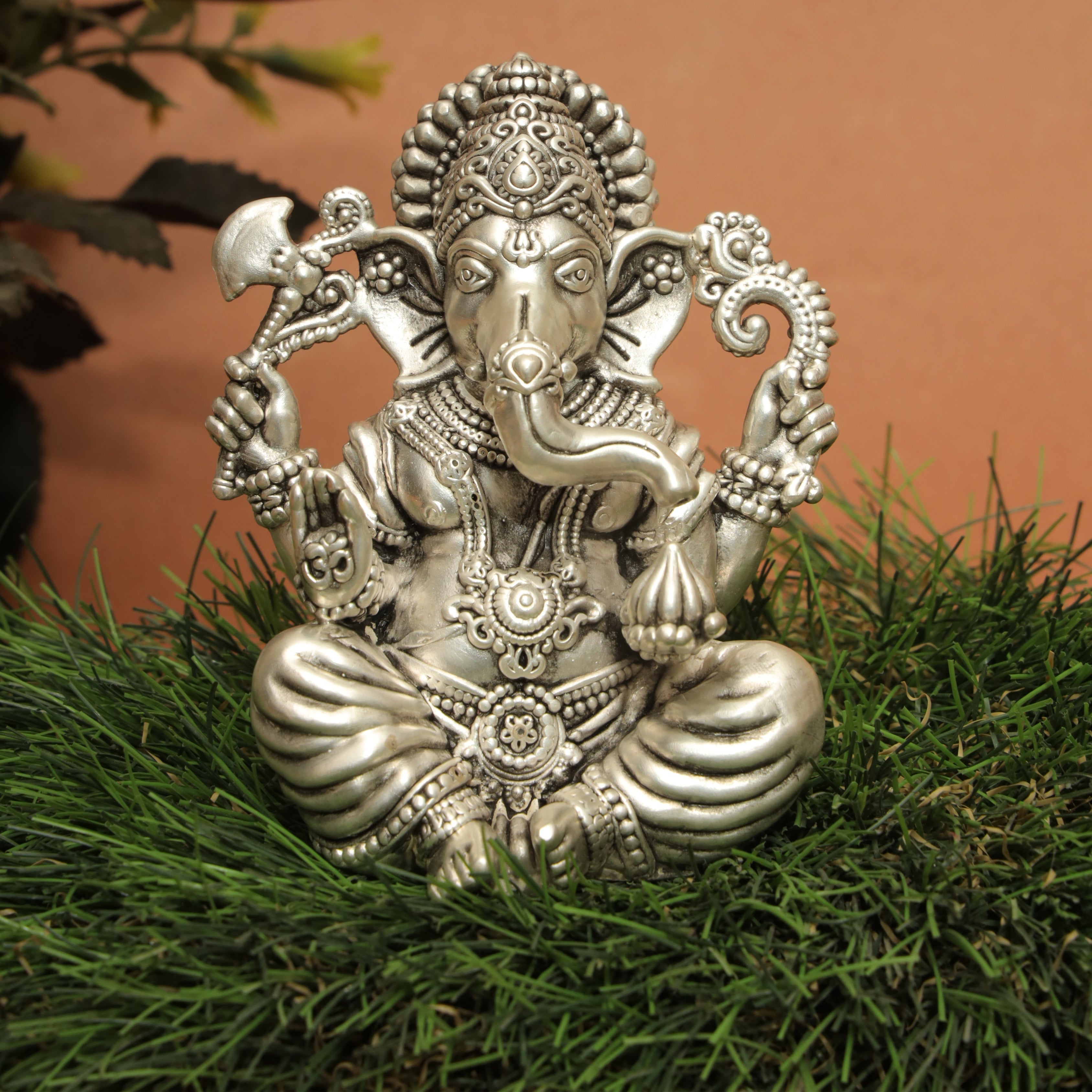 Modakpriya Ganesh Statue (3inches)